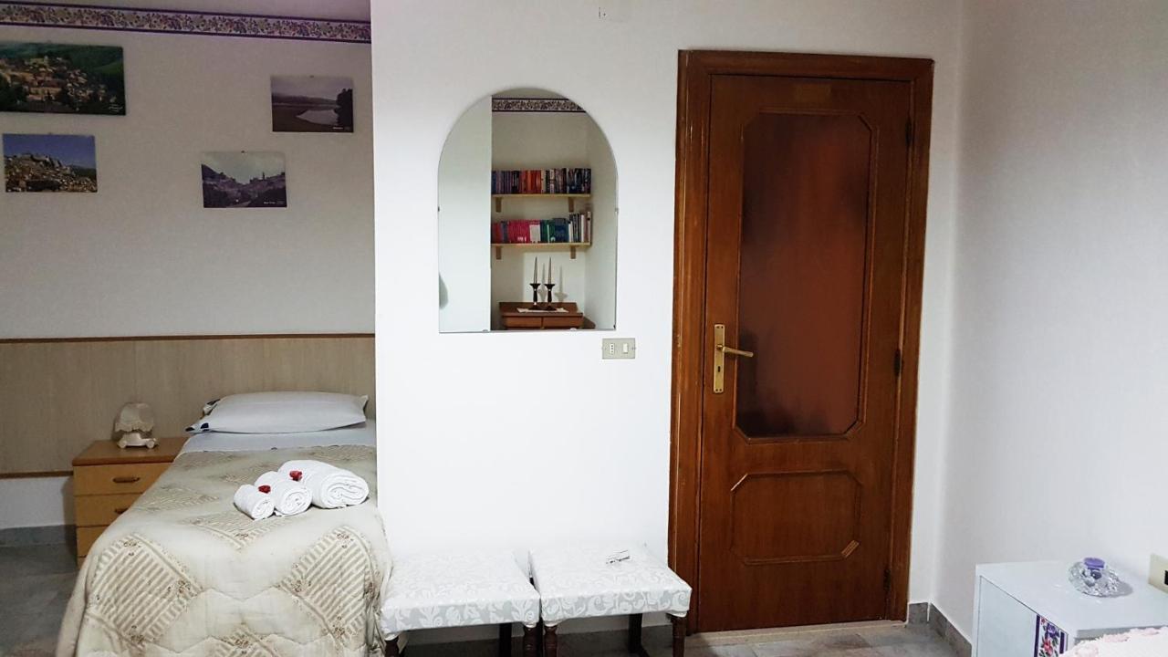 B&B Regina Elena ピニョーラ エクステリア 写真